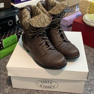Steve Madden combat boots - never worn